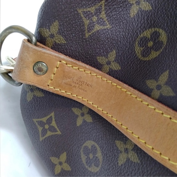 Louis Vuitton Keepall Authentic - Picture 7 of 9